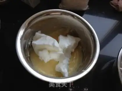 Make Two-colour towel cake rolls step 5