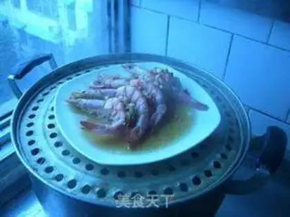 Make Shrimp with pepper and garlic step 7