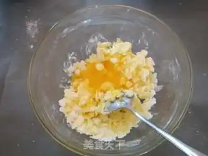 Make Blueberry bouquet with sweet cookies step 2