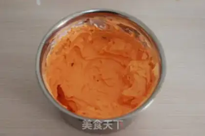Make Halloween pumpkin cake step 8