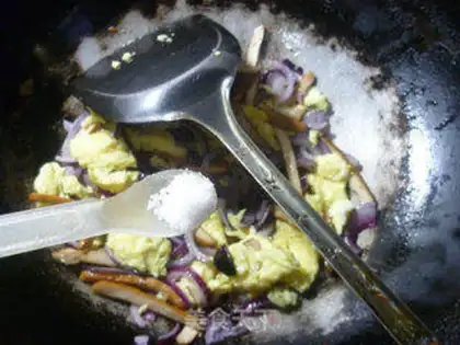 Make Scrambled onion fried eggs step 8