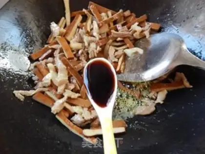Make Pyramid fried meat step 8