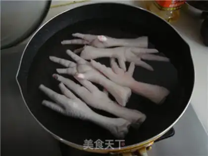 Make Stone pot and coke claws step 2