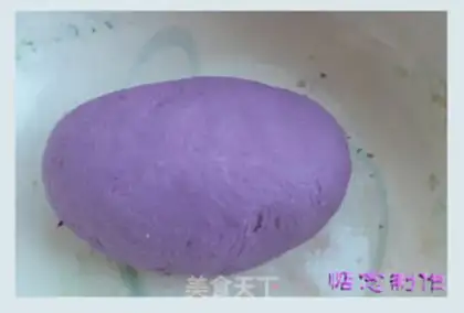 Make Purple rose rolls step 4
