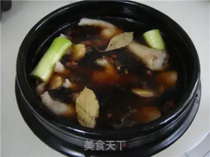 Make Stone pot and coke claws step 8