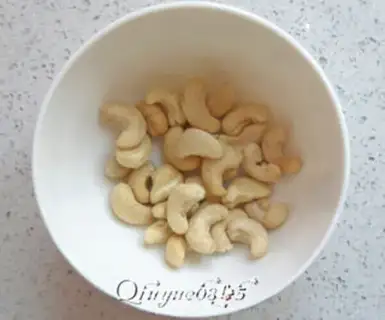 Make Clearing the cashew nuts step 2