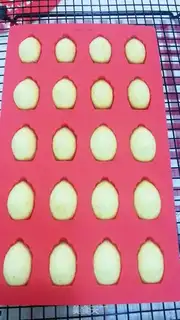 Make Madeleine step 17