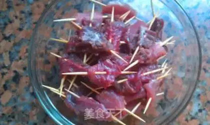 Make Toothpick beef step 1