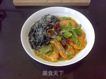 Make Curry shrimp ink noodles step 7