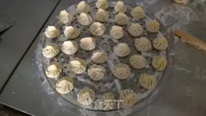 Make Piggy pork buns step 9