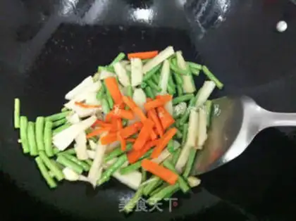 Make Scrambled beans step 6