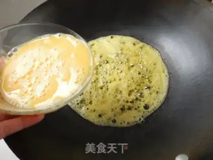 Make Hot pepper fried eggs step 9
