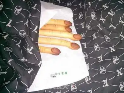 Make Witch finger crackers step 9
