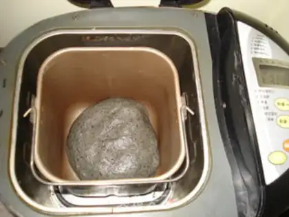 Make Black sesame toast step 3