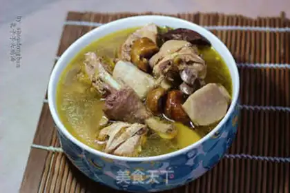 Make Chestnut chicken soup step 3