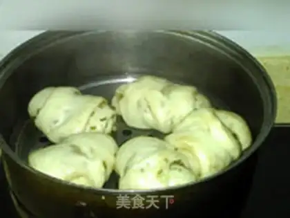 Make Pepper onion rolls step 14