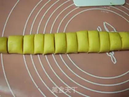 Make Witch finger crackers step 7