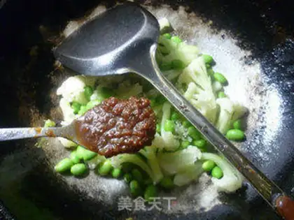 Make The salsa sauce and the soy sauce step 6