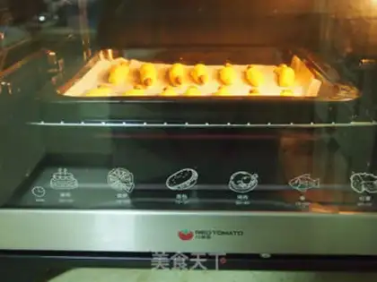 Make Witch finger crackers step 10