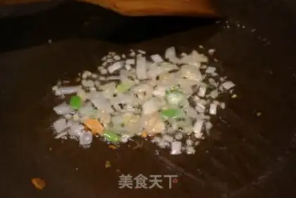 Make Fresh and green cabbage with shrimp step 1