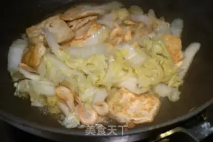 Make Fresh and green cabbage with shrimp step 4