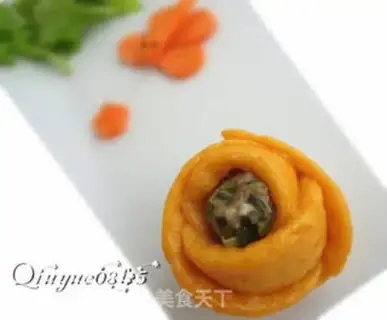 Make Pumpkin rose buns step 12