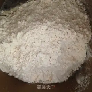 Make Toast cream on a bakery step 1