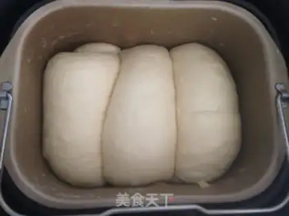 Make Toast cream on a bakery step 5