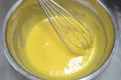 Make Blueberry roll step 1