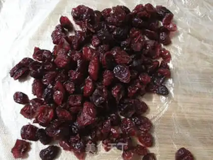 Make Home making cranberry cookies step 1