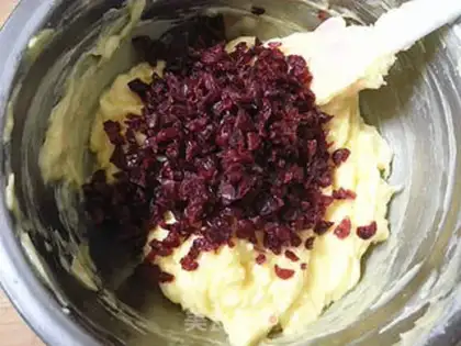 Make Home making cranberry cookies step 7