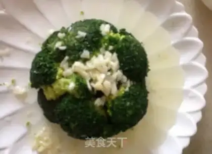 Make Garlic broccoli step 9