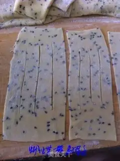 Make A fragrance fork step 6