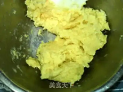 Make Green nail gold finger step 9