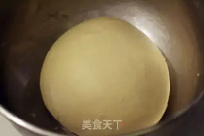 Make Make a meat pine roll with a cold Chinese and a liquid step 2