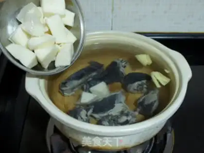 Make The chicken soup step 5