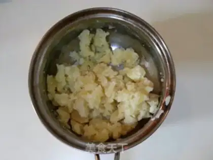 Make Potato mashed crabs step 4