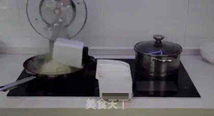 Make Egg fried rice step 4