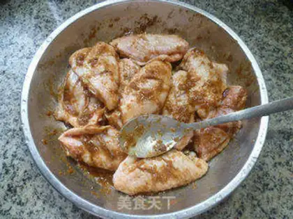 Make Soy sauce, fried chicken wings step 5