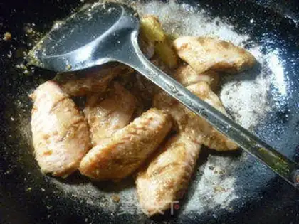 Make Soy sauce, fried chicken wings step 7