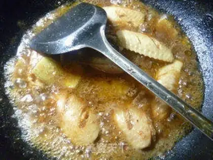 Make Soy sauce, fried chicken wings step 12