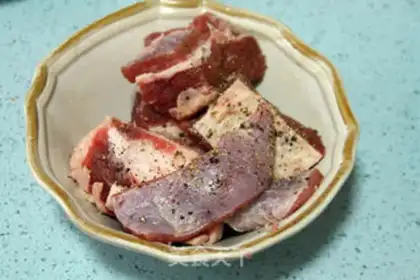 Make Red beef stew step 2