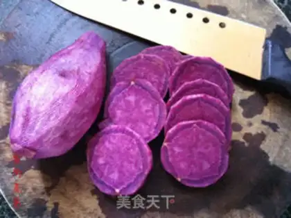 Make Spam milk cinnamon step 1