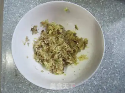 Make Spicy hands tore chicken legs step 2