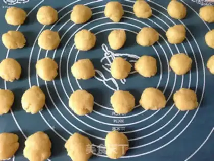 Make Almond peaches step 9
