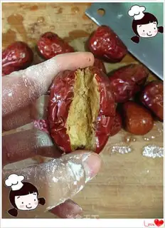 Make The red date of the rice show step 5