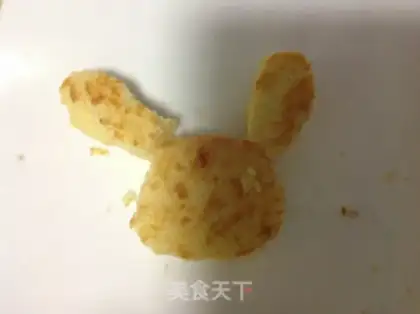 Make Coconut butter rabbit birthday cake step 7