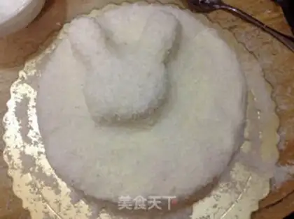 Make Coconut butter rabbit birthday cake step 9