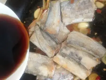 Make Jell-O fish step 9