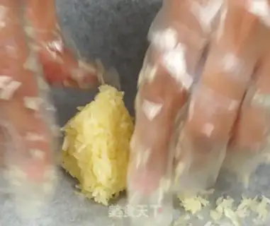 Make Congo-coconcoon snack step 3